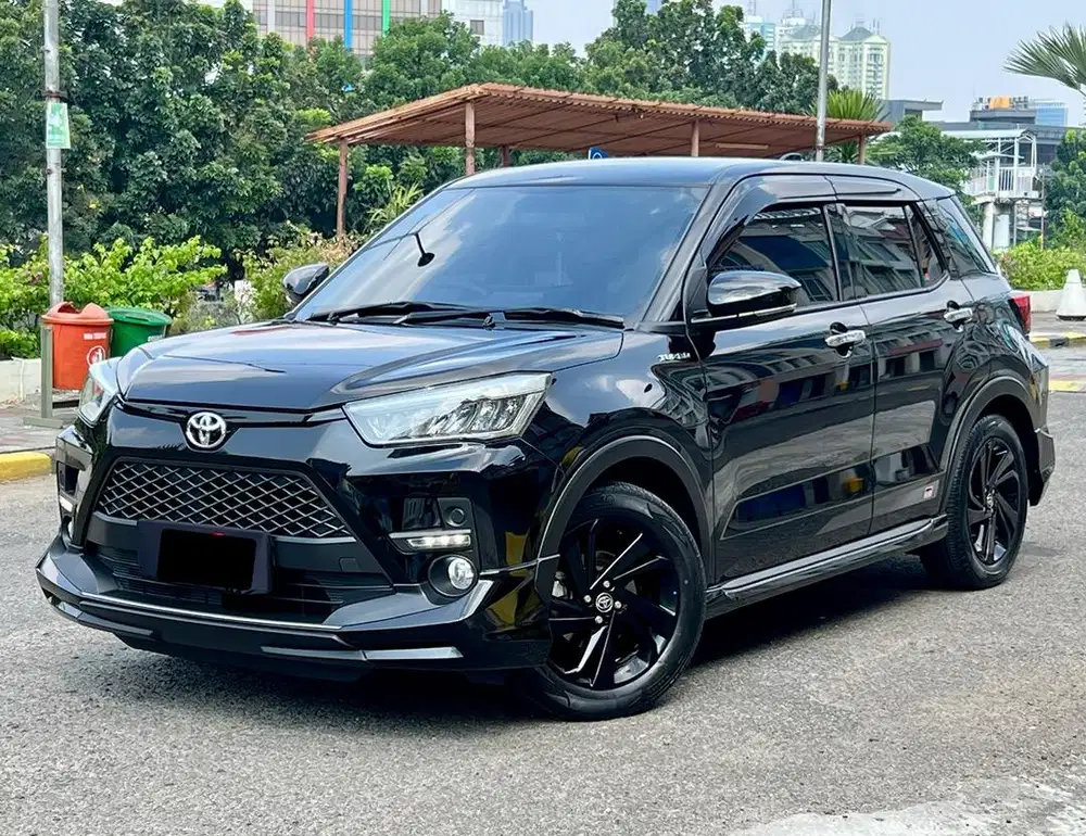 TOYOTA RAIZE GR TURBO AT TAHUN 2021