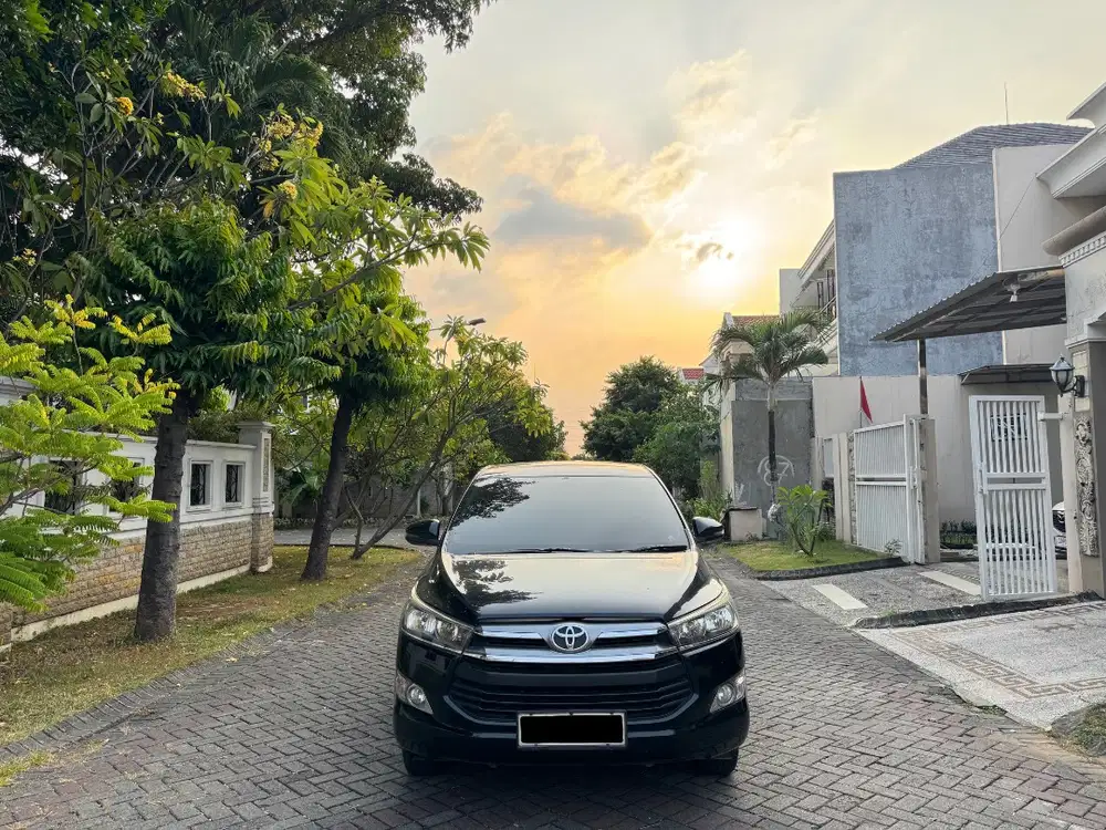Toyota Innova Reborn 2.0 G Bensin Manual 2017 Hitam Plat L