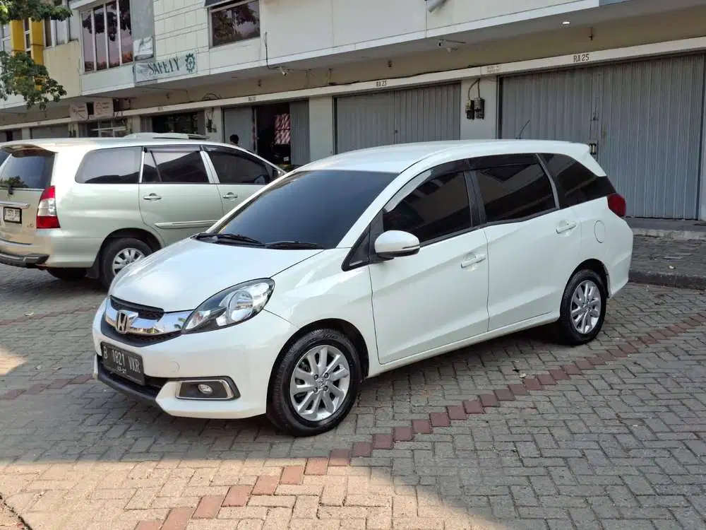 Jual cepat Mobilio E 2016 At