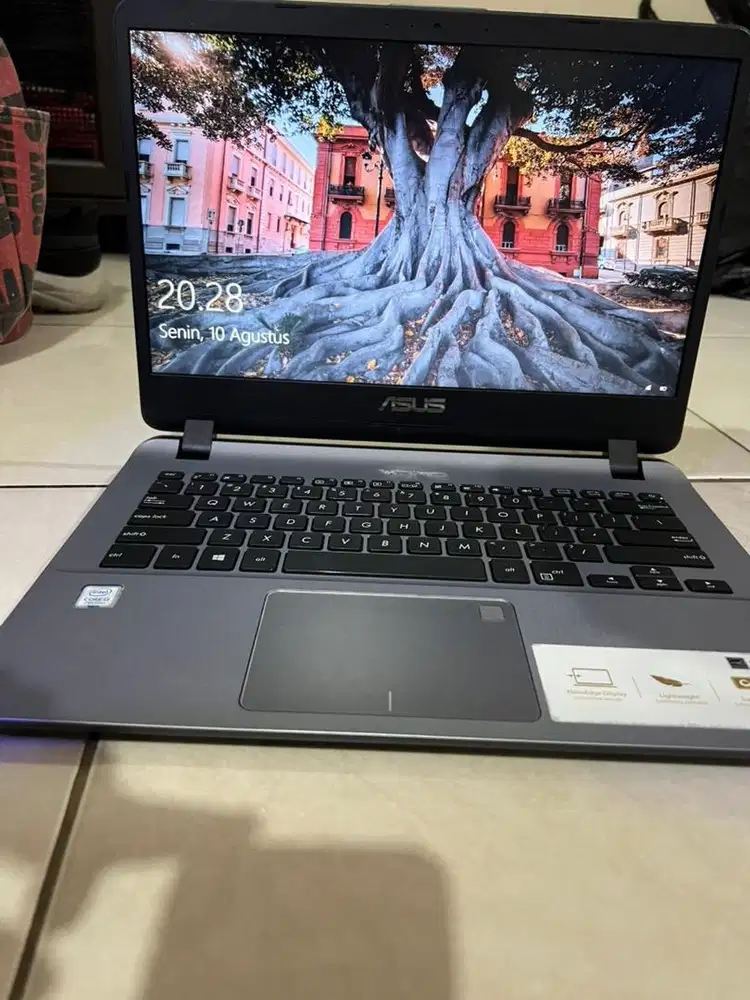 Dijual laptop notebook asus