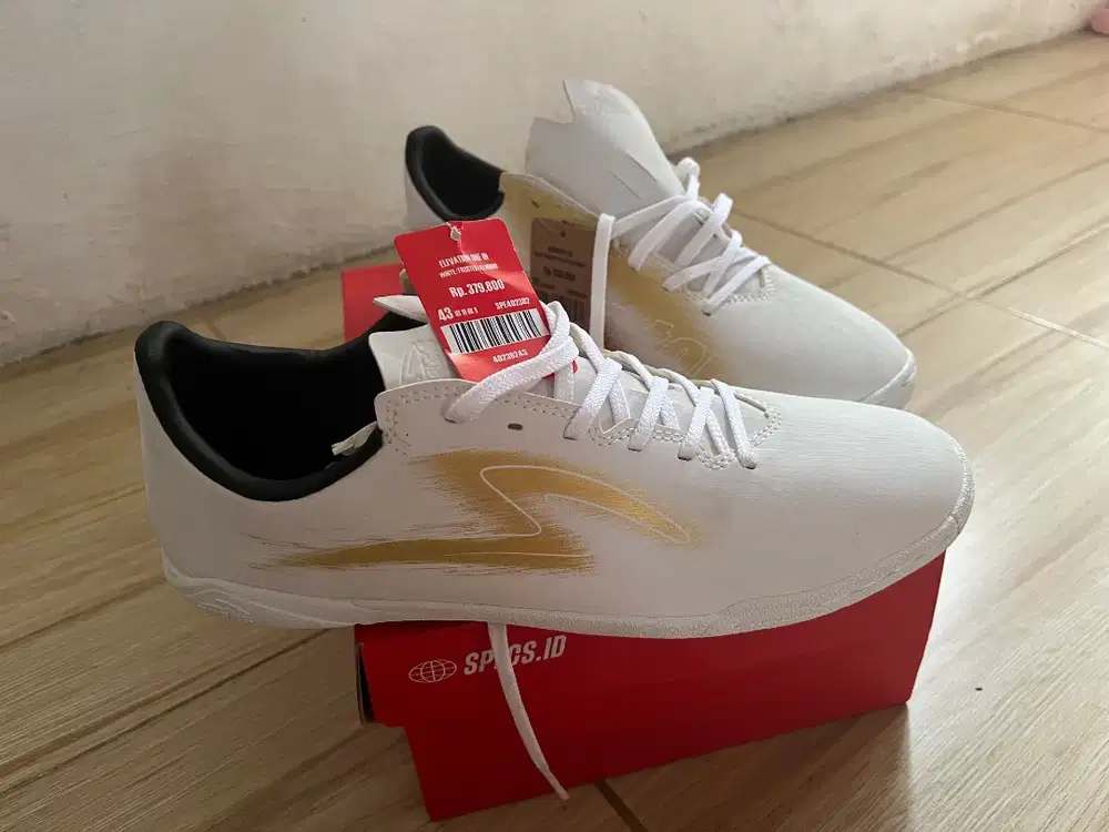 Sepatu Futsal Specs elevation one in murah