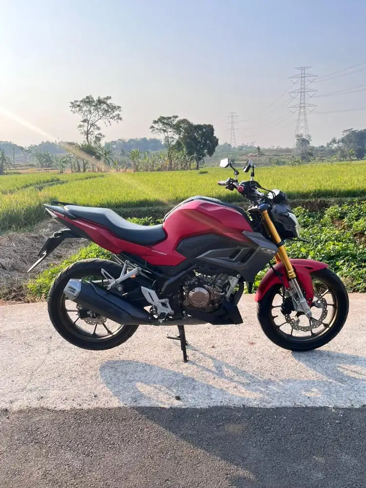 Honda CB150R SE 2023 Matte Red Pajak Panjang 2027, Tangan Pertama