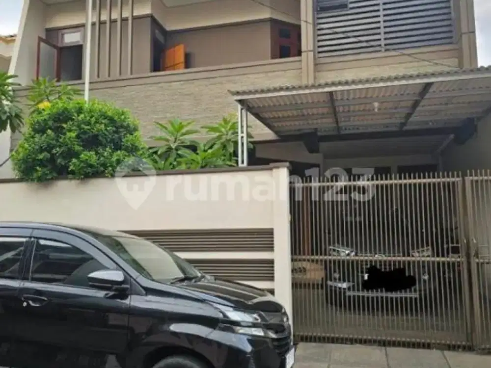 Rumah Sudah Renovasi Total Full Bangunan Perum Sunrise Kedoya
