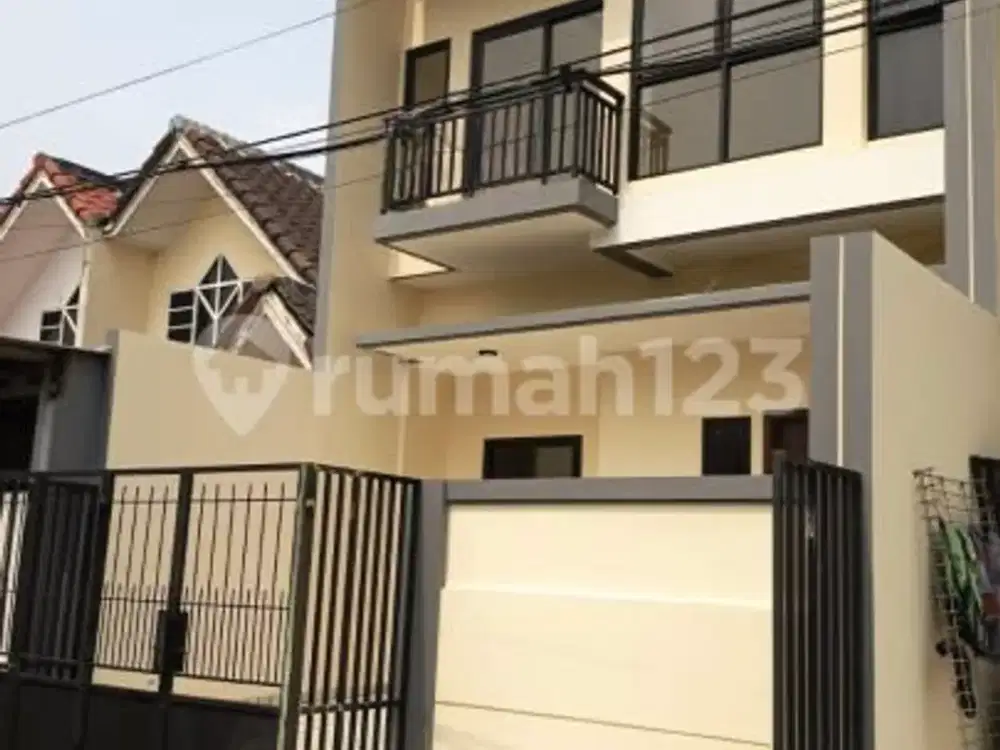 Rumah Bangunan Baru 3 Lantai Lebar 6 Citra Garden