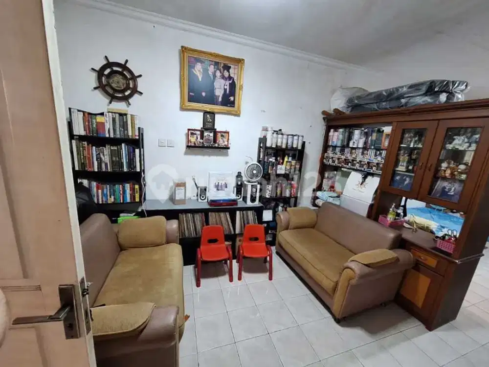 Rumah Siap Huni Kondisi Sudah Di Cat Ulang 4x15m² Mutiara Taman Palem