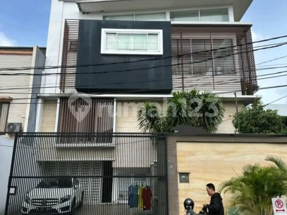 Rumah Ukuran 15x19 Mewah Cantik Sangat Terawat Bonus Furnished Citra Garden 2 Extension