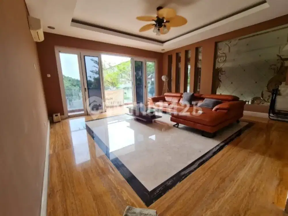 Rumah Mewah Bonus Furnished Cluster Daan Mogot Baru