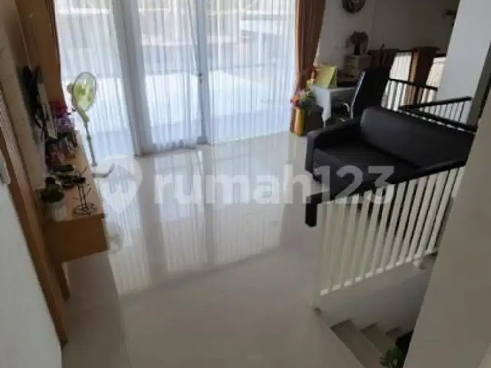 Rumah Mewah Full Furnished 2 Lantai+Mezanine Citra Garden 8