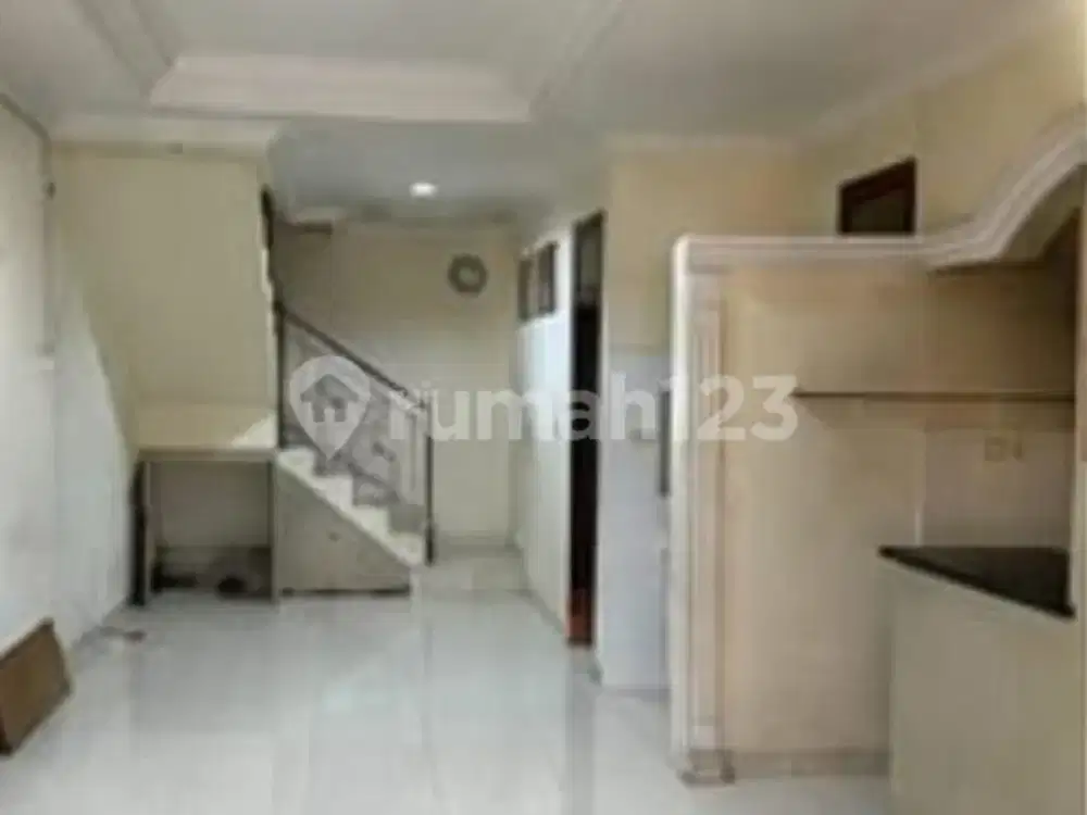 Rumah 2.5 Lantai Siap Huni Hadap Timur Citra Garden 5