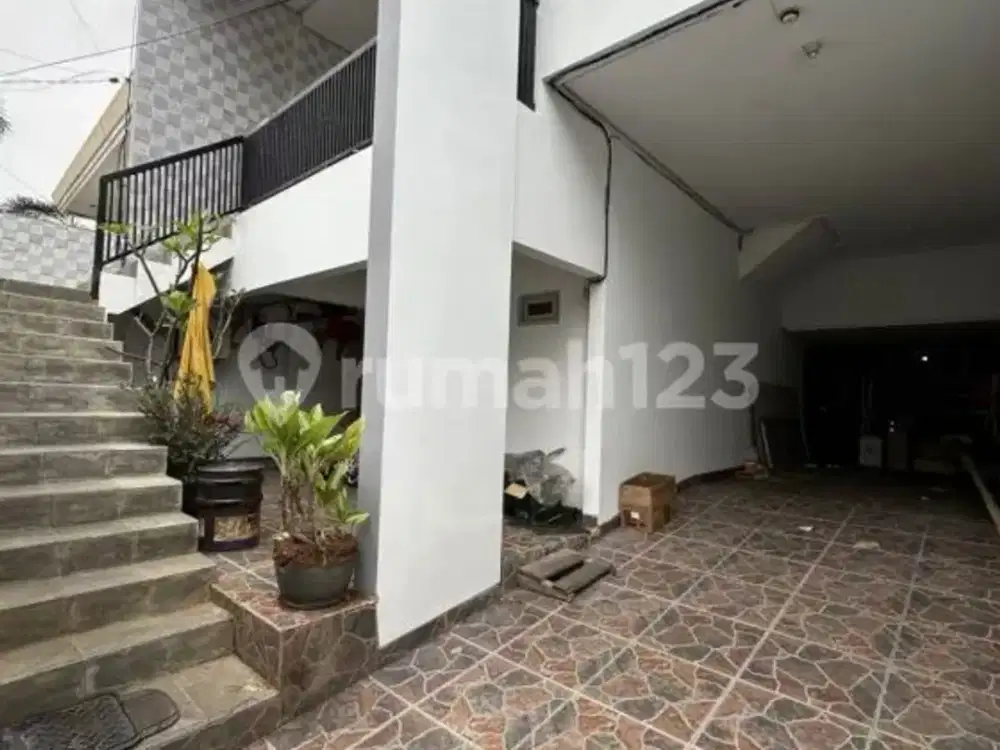 Rumah 8X15 Semi Furnished Taman Kencana
