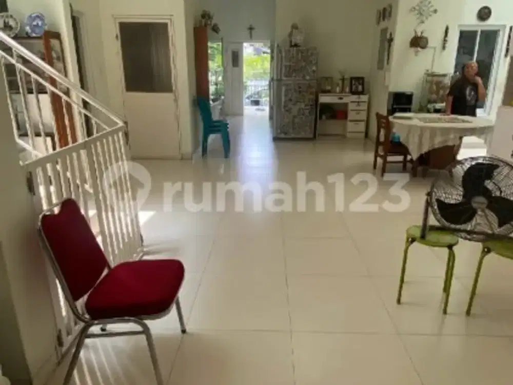 Rumah Sangat Terawat Siap Huni Anggrek Loka BSD
