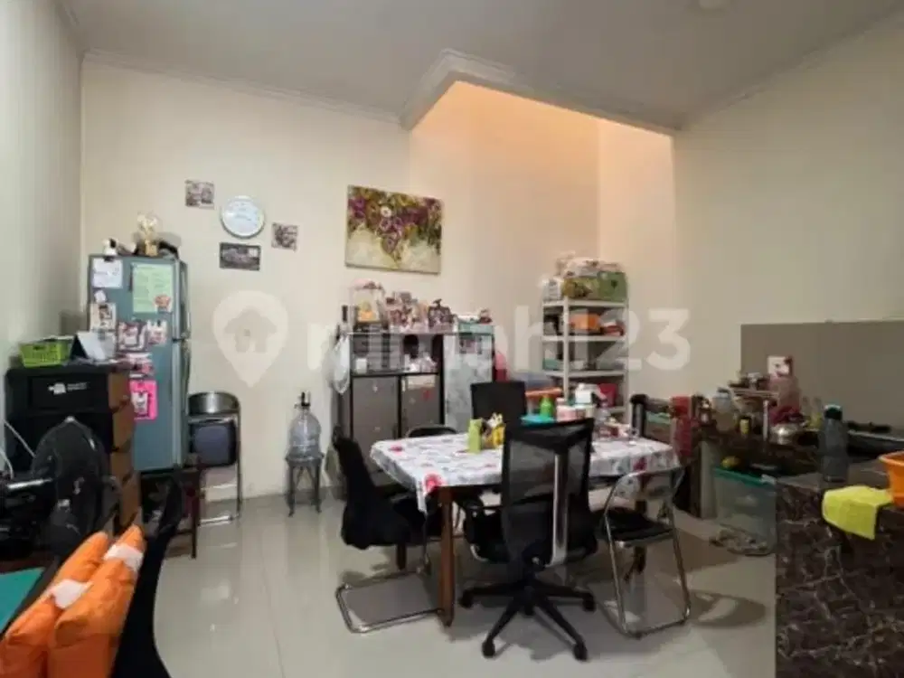 Rumah 3 Lantai Bagus dan Rapi Sumur Bor Cengkareng Jakarta Barat