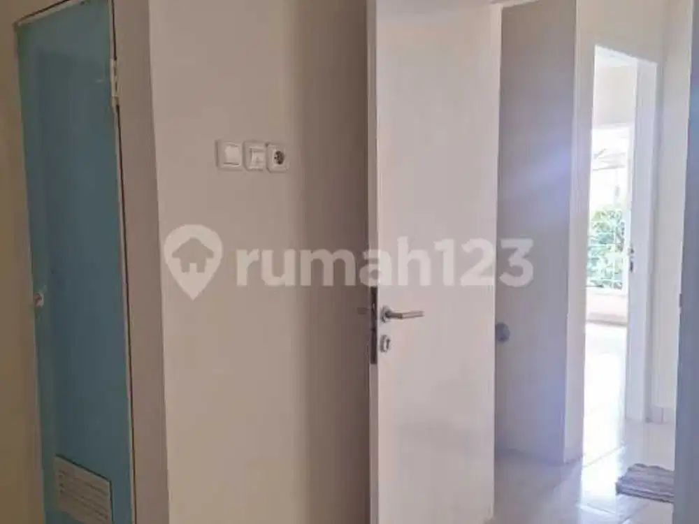 Rumah Rapi Sudah Renovasi Harga Murah Taman Palem Lestari