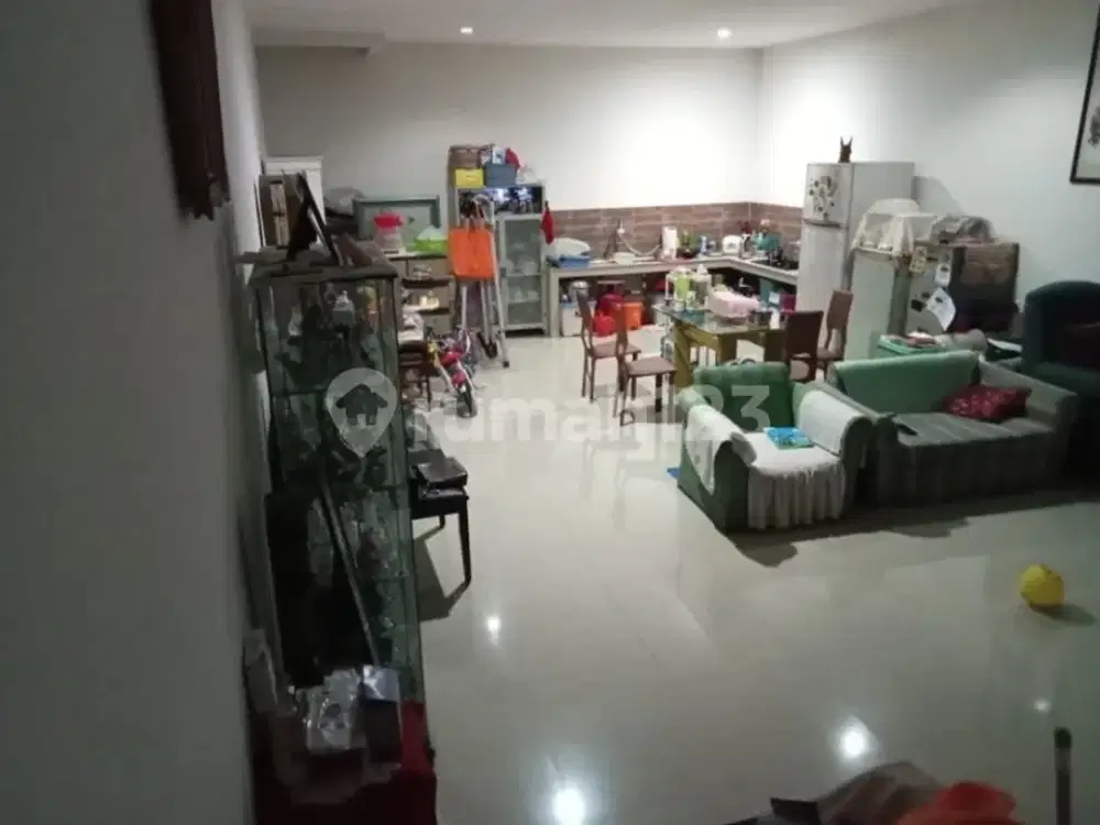 Rumah Minimalis Rapi Siap Huni Taman Surya 2