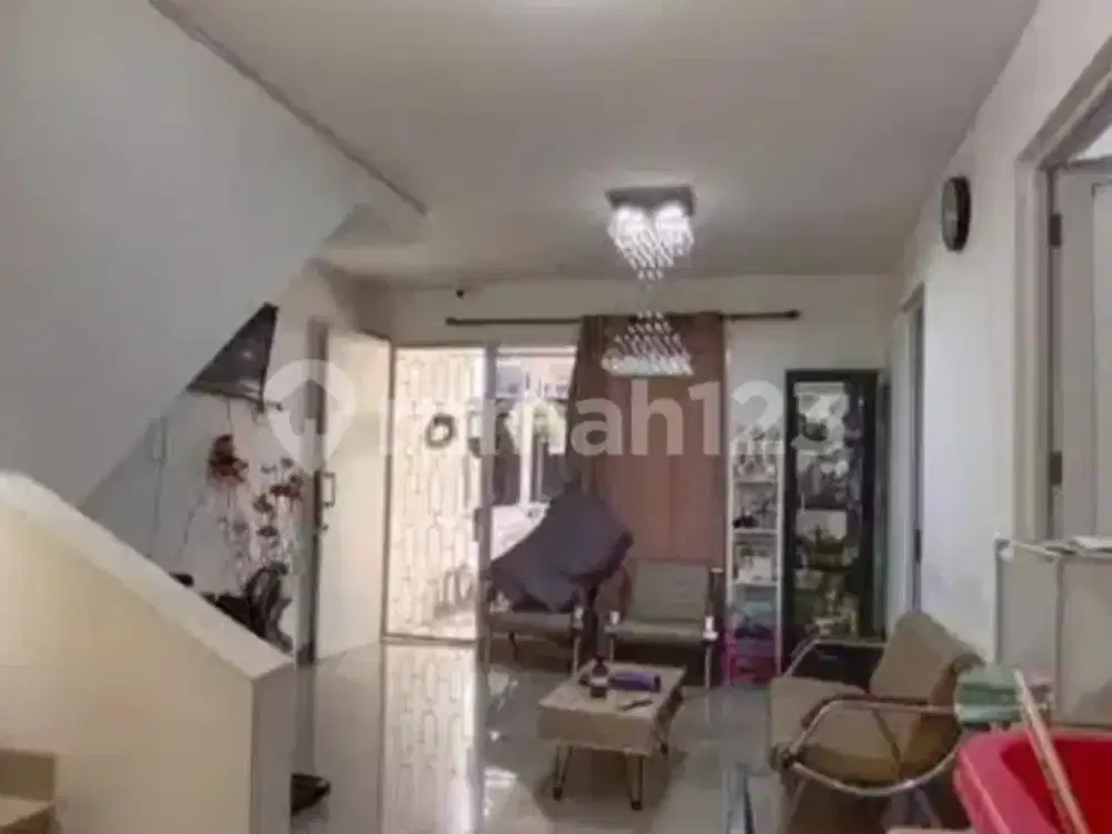 Rumah Cantik Posisi Hook Siap Huni Palm Blossom Kalideres