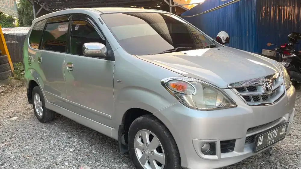 Avanza G 2011 manual istimewa