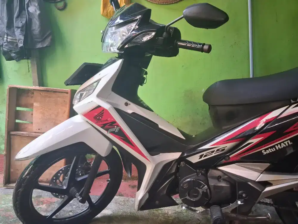Dijual supra X 125 FI