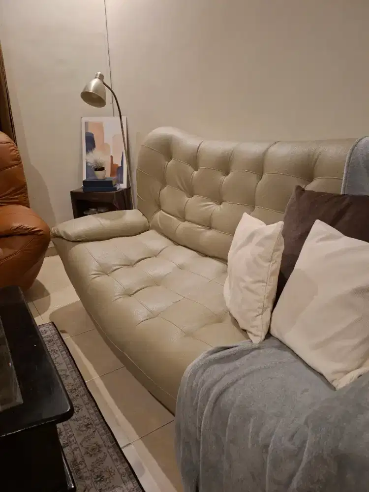 Sofa 3 seat warna Abu