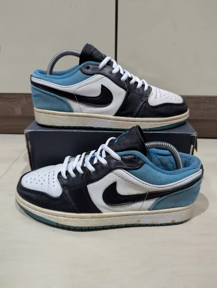 Sepatu aj1 laser blue size 41