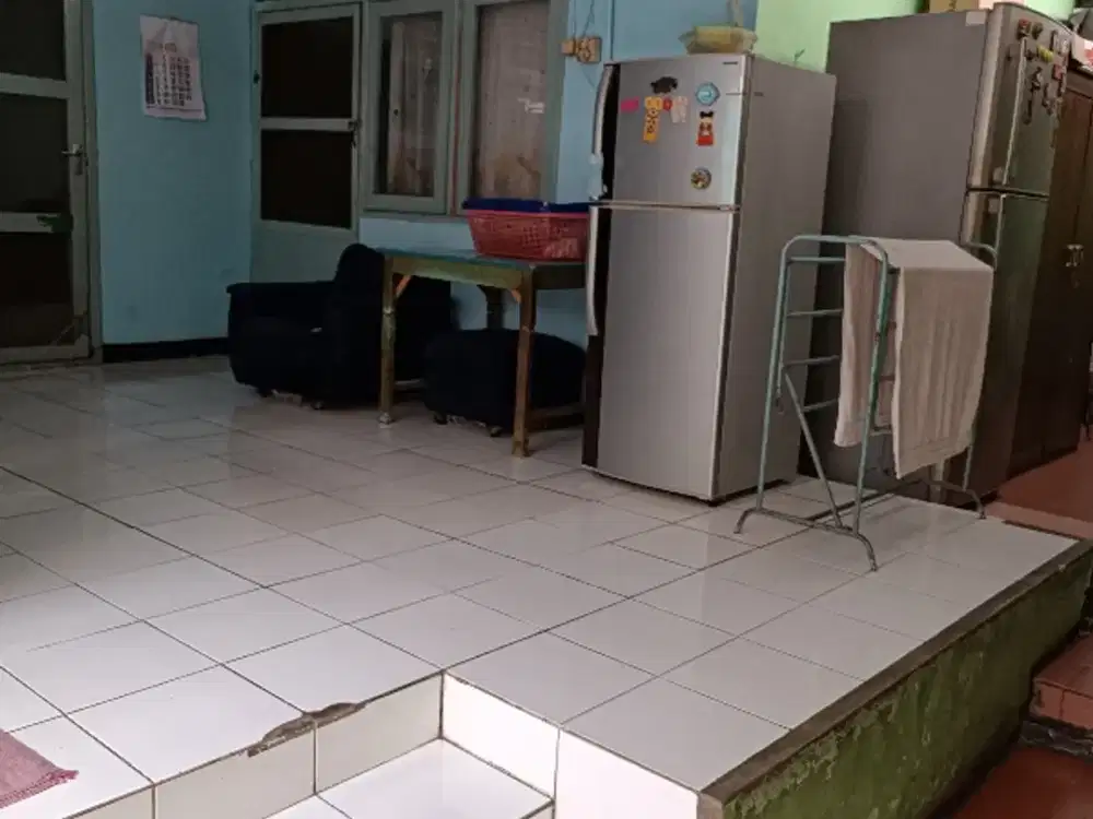 Dijual Rumah Luas di Menteng Dalam, Tebet Jakarta Selatan