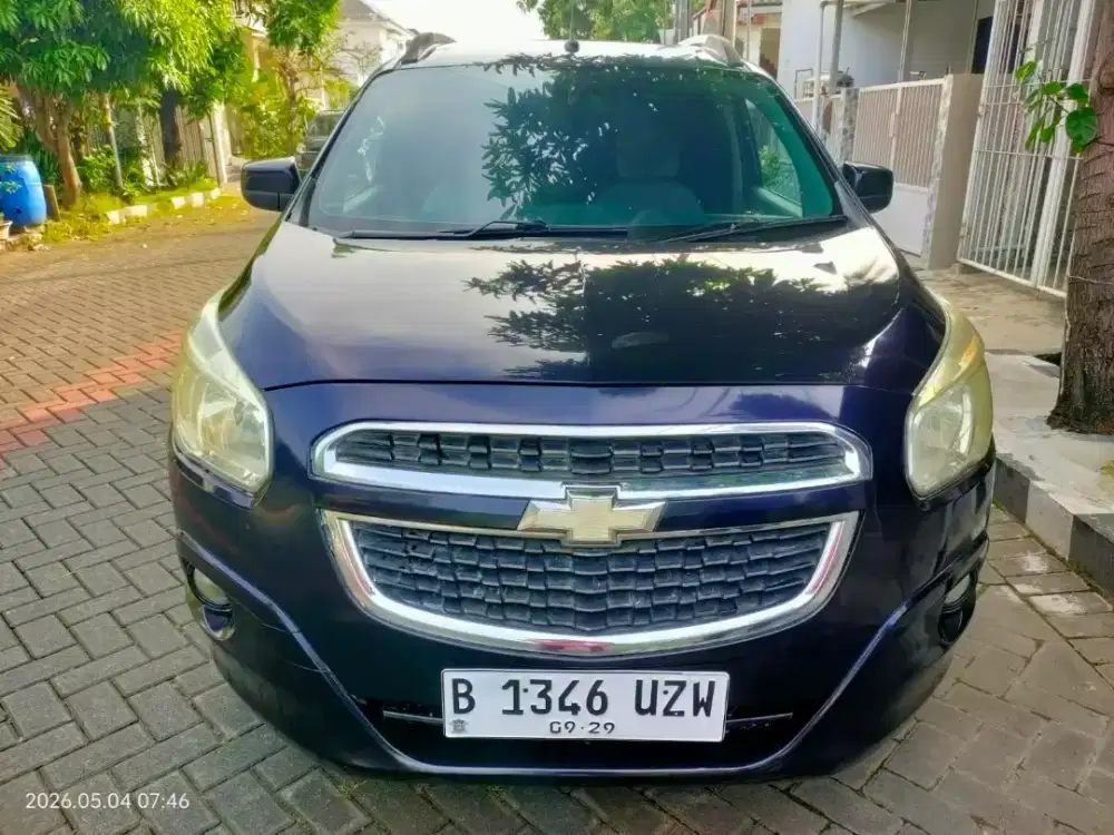 Chevrolet spin 1.5 LTZ bensin a/t 2013 bisa kredit