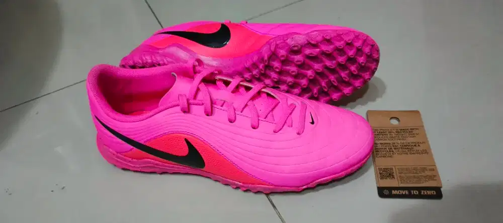 SEPATU MINI SOCCER