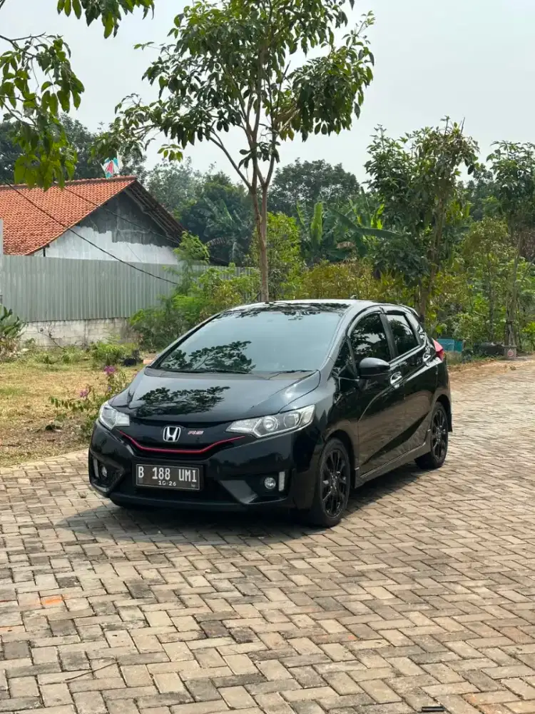 Honda jazz rs at 2016 black edition