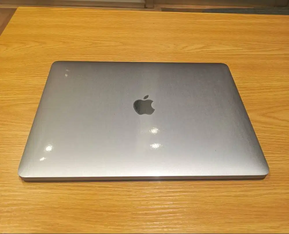Macbook Pro 13” A1708 2017 Corei5 8GB Grey 256GB Mulus