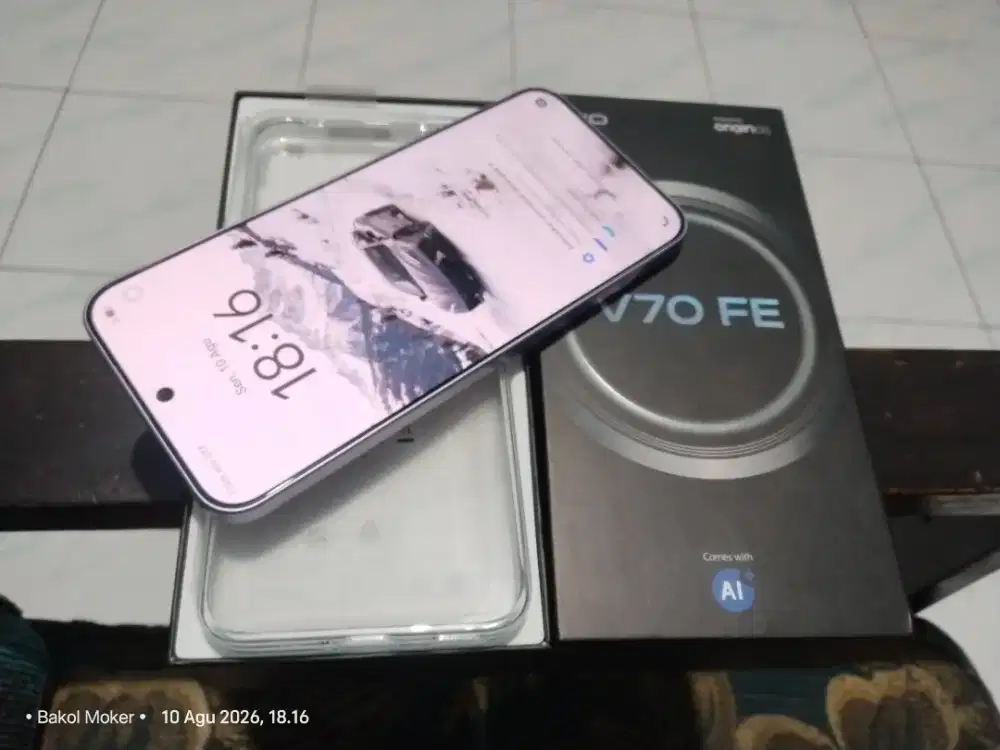 Vivo V70 FE 8/256gb bekas rasa baru