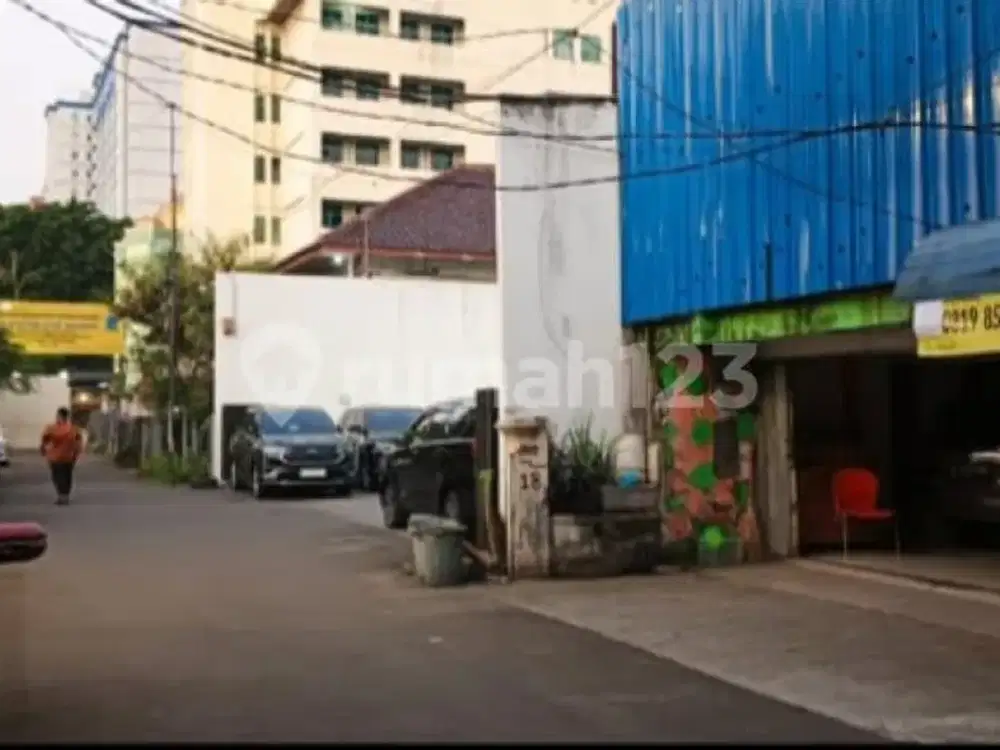 Dijual Rumah Strategis  Jl Letjen Suprapto Cempaka Putih Timur, Jakpus