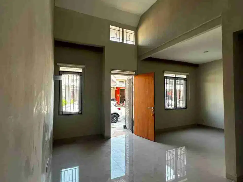 Disewakan Rumah Kota Baru Parahyangan Lingkungan Tenang