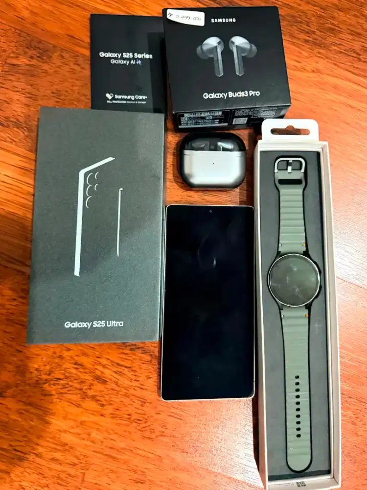 jual 1 set Samsung S25 ultra , galaxy watch7, galaxy buds3 pro