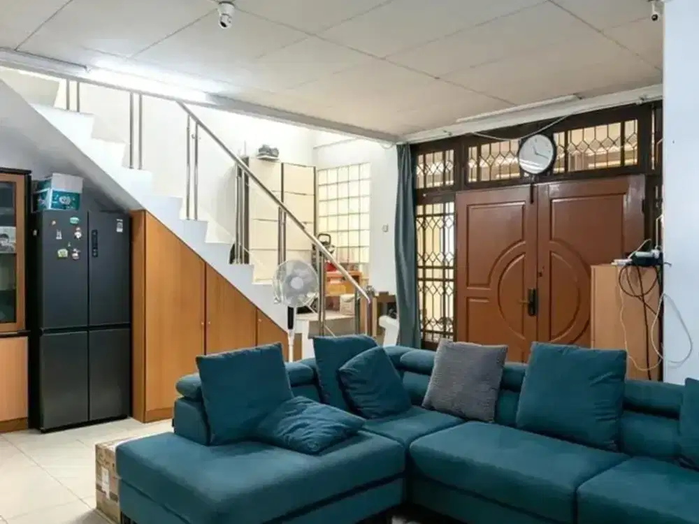 Rumah Puri Indah rapi siap huni,murah