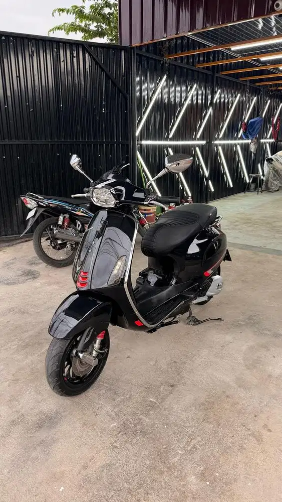 Vespa metik print 2019