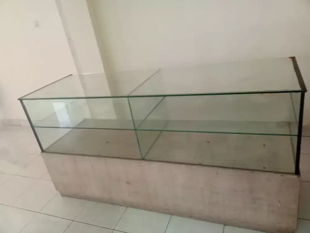 Etalase Kaca Tebal 10mm