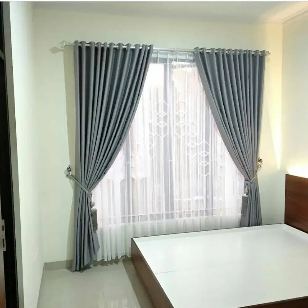 Jasa Pasang Gorden Custom Wallpaper Dinding 3D Gordyn Hordeng Korden
