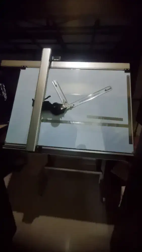 MEJA GAMBAR Mesin gambar MUTOH Japan
