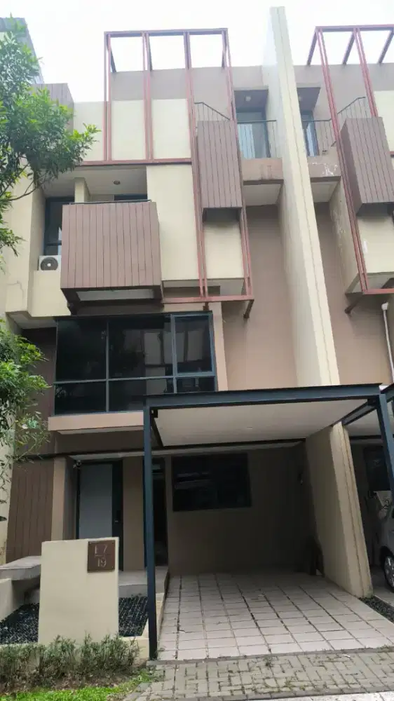 Rumah disewakan Full Furnish Siap Huni Di BSD Tabebuya Impresauhaus R
