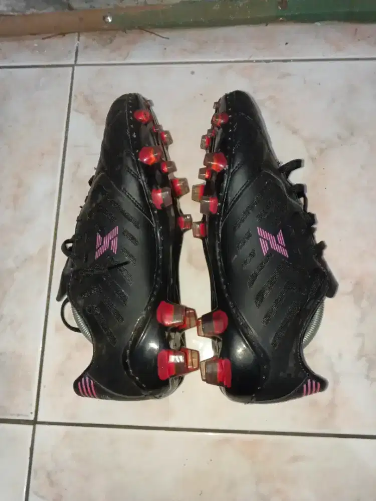 SEPATU BOLA ZARS 100% NEW NO MINUS