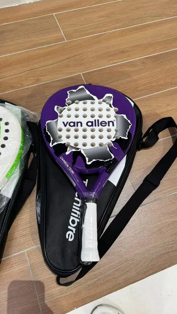 Raket baru van allen jua rugi