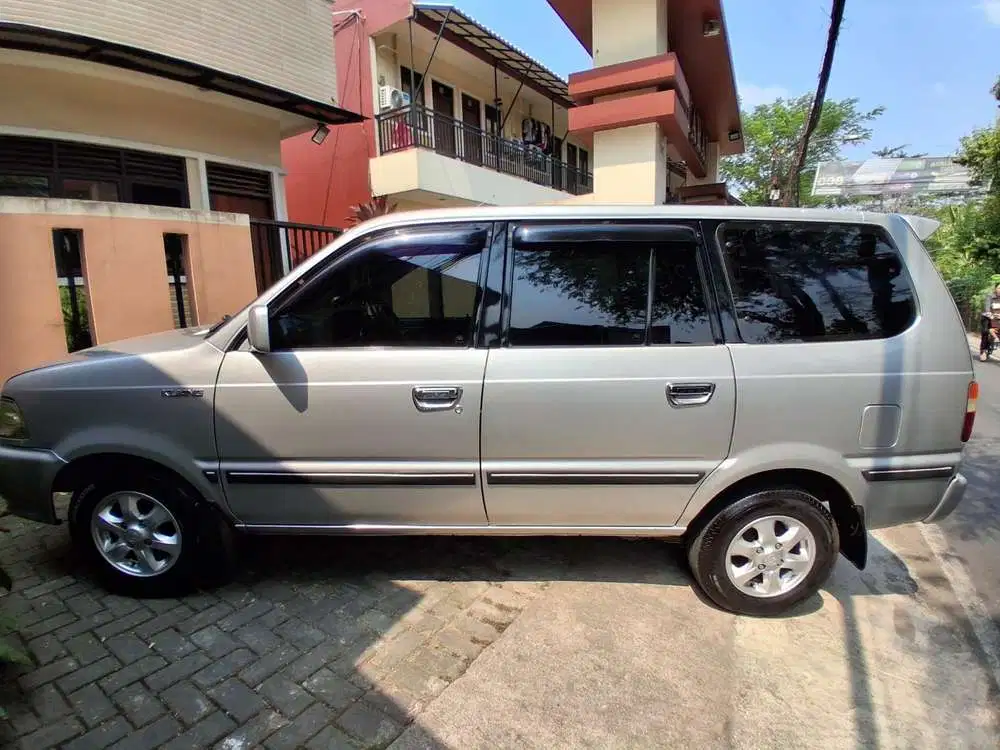 Toyota Kijang 2002 Bensin