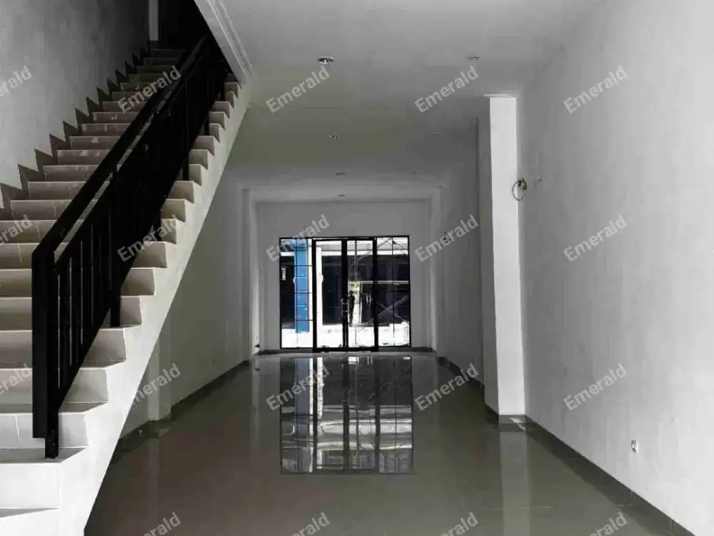Rukan Hadap Jalan Kawasan Euro Asia PIK 2