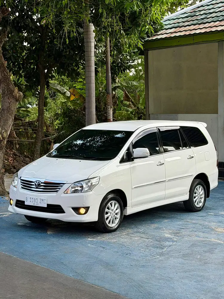 DIJUAL (DP 40jt) Grand Innova 2.5 V 2013 Diesel Automatic