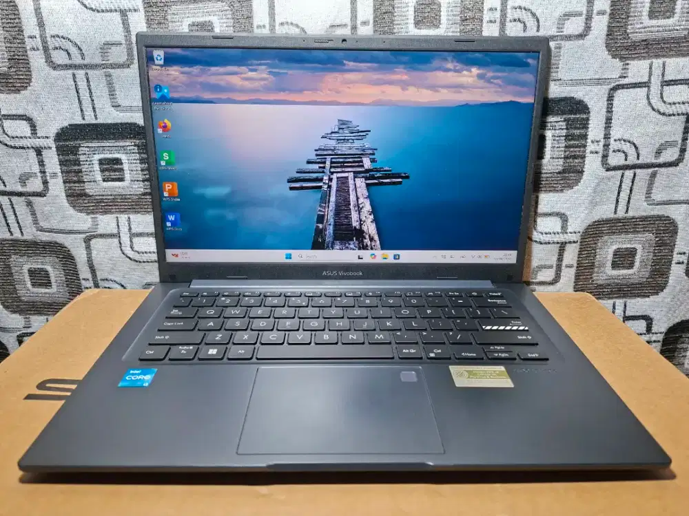 Laptop Asus VivoBook X1404ZA Core i3 gen 12 garansi 2027 backlit key