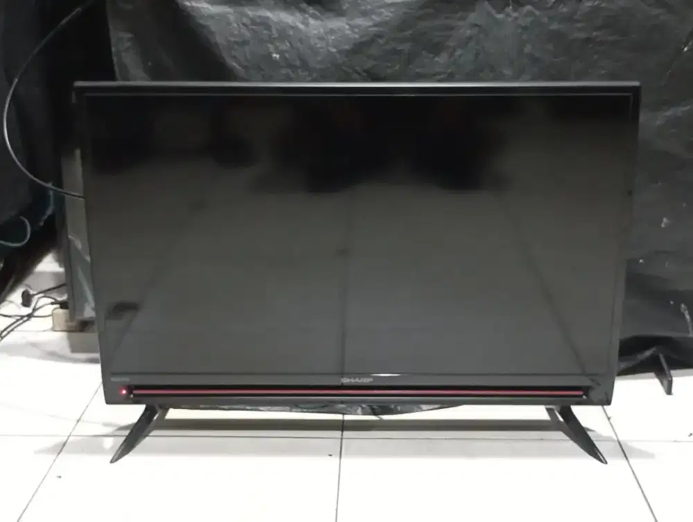 TV LED SHARP 32 INC DIGITAL TV