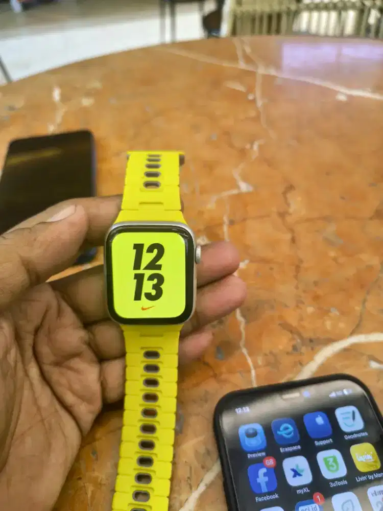 apple iwatch series 5 44mm