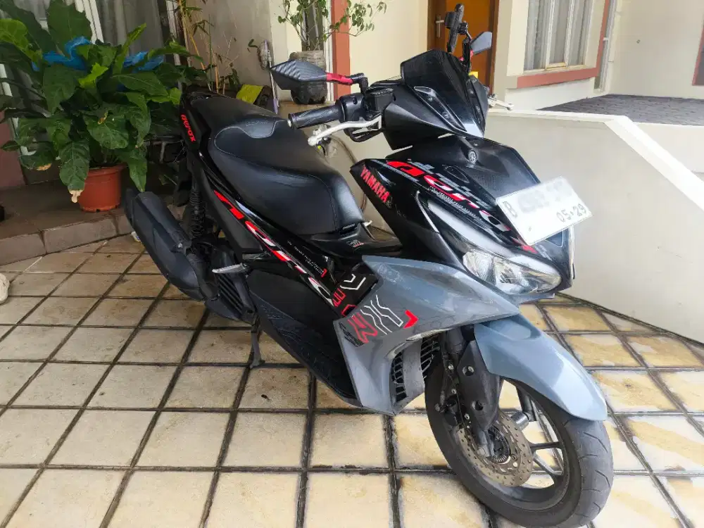Dijual Motor Aerox 2024 Black Grey, Pemakaian Pribadi