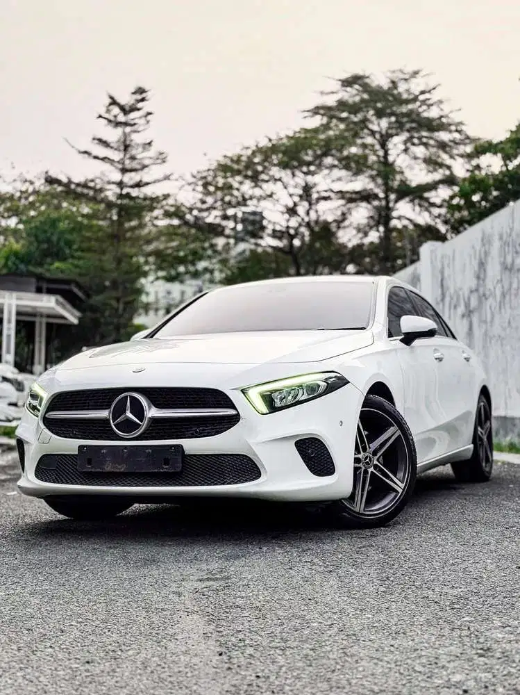 Mercedes-Benz A200 Sedan 2022 Like New