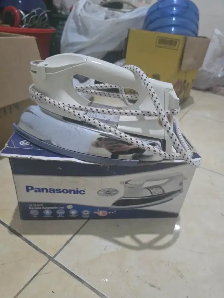 Setrika panasonic NI - 22AWT