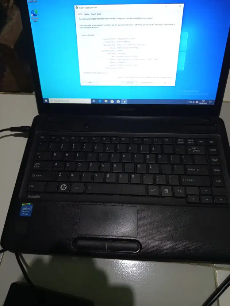 laptop toshiba satellite B40 A
